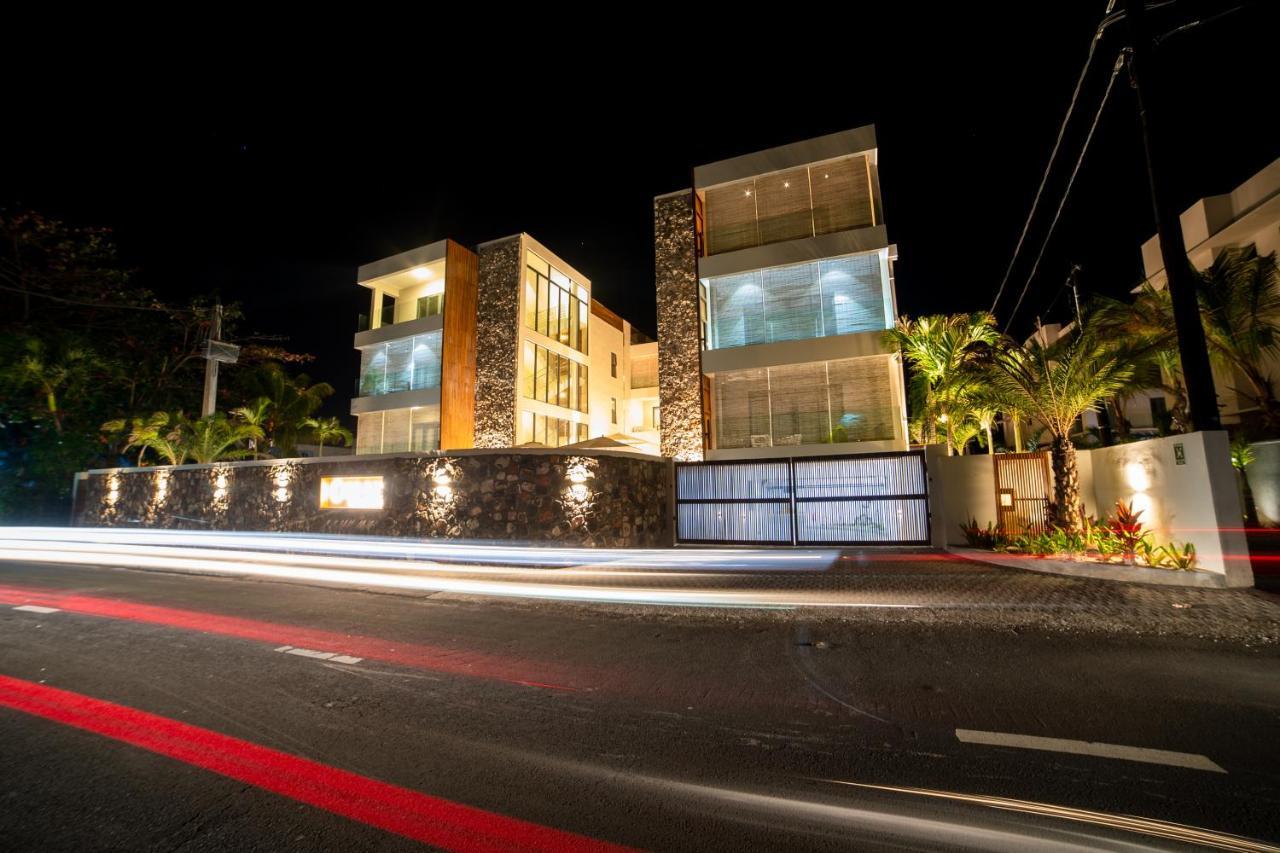 Penthouse 13 - One Bay With Private Rooftop Terrace And Dip In Pool Apartment Pereybere Beach