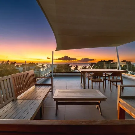 Penthouse 13 - One Bay Residence With Private Rooftop Terrace And Dip In Pool Pereybere Beach Exterior photo